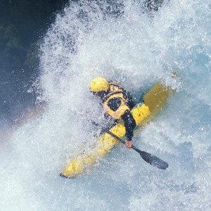 九游网-“足球产业链融资不断扩大，行业充满潜力”，足球产业相关上市公司